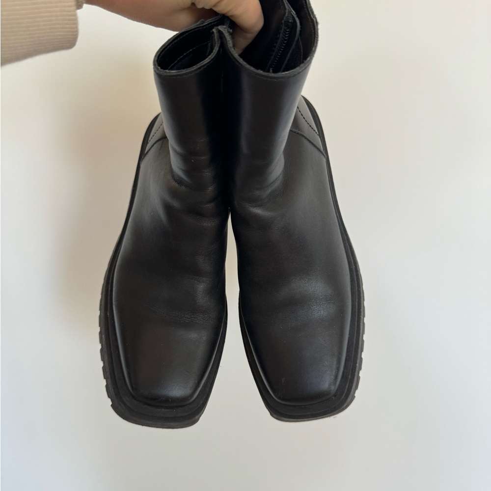 Steve Madden boots - Picture 2 of 5
